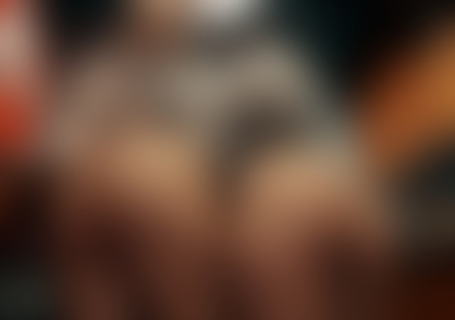 189_Two_amateur_couples_fucking_at_a_party_night_soft_swap