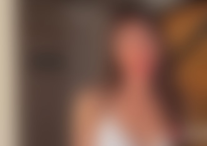 494_He_let_me_stay_in_his_appartment_for_holidays_so_I_fucked_him